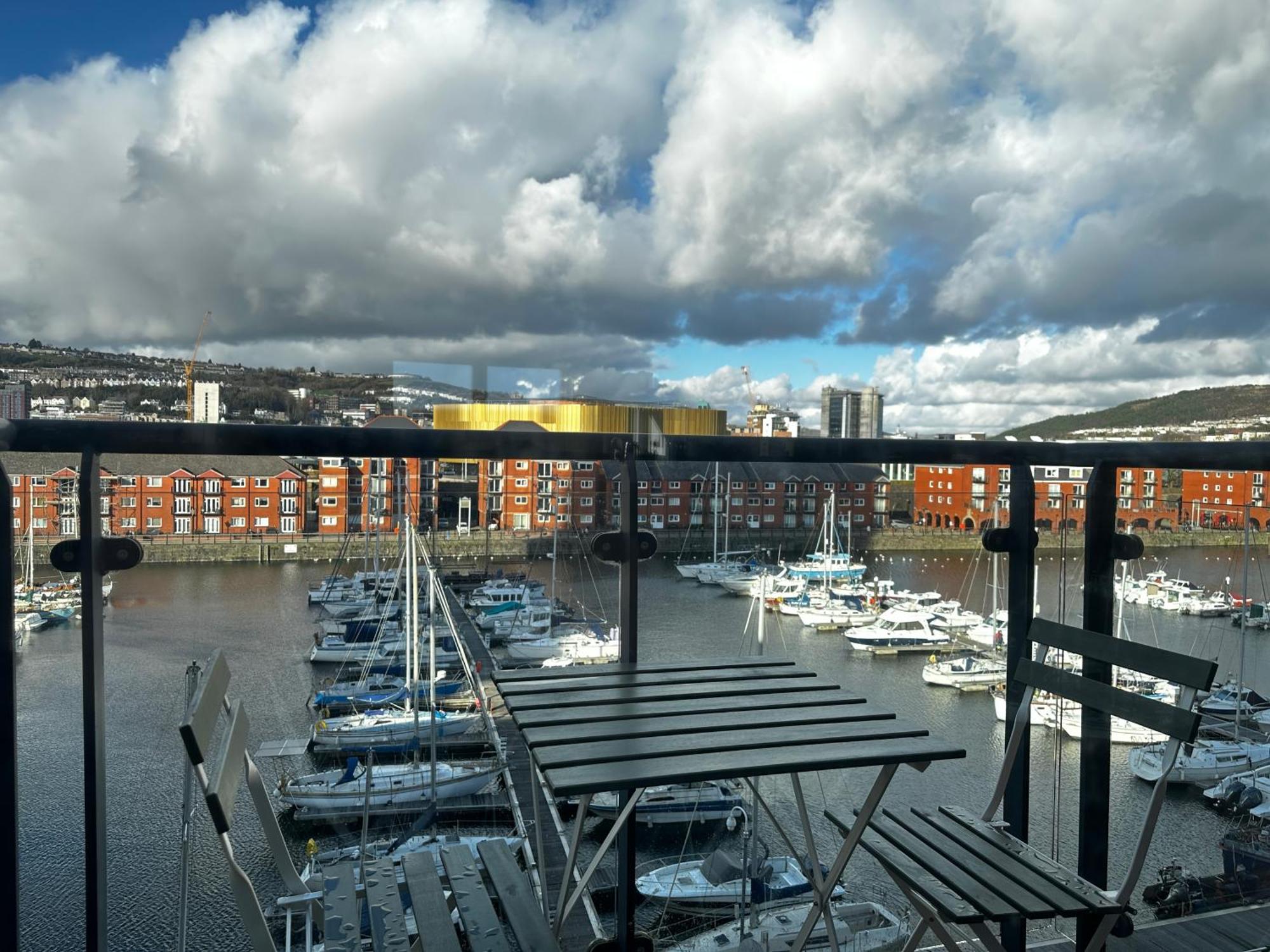 Coastline Apt Nearby The Beach Swansea Esterno foto